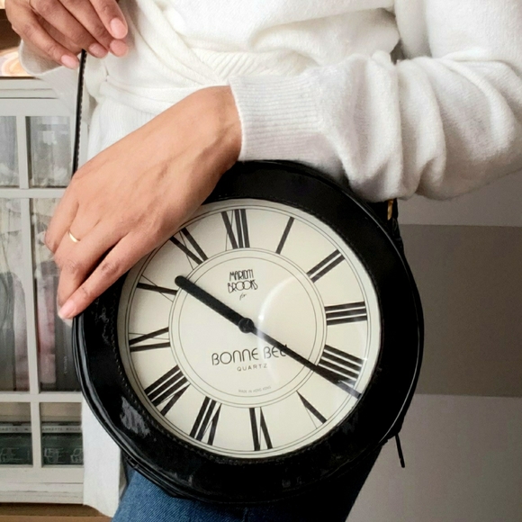Marilyn brooks clock bag - Picture 2 of 2